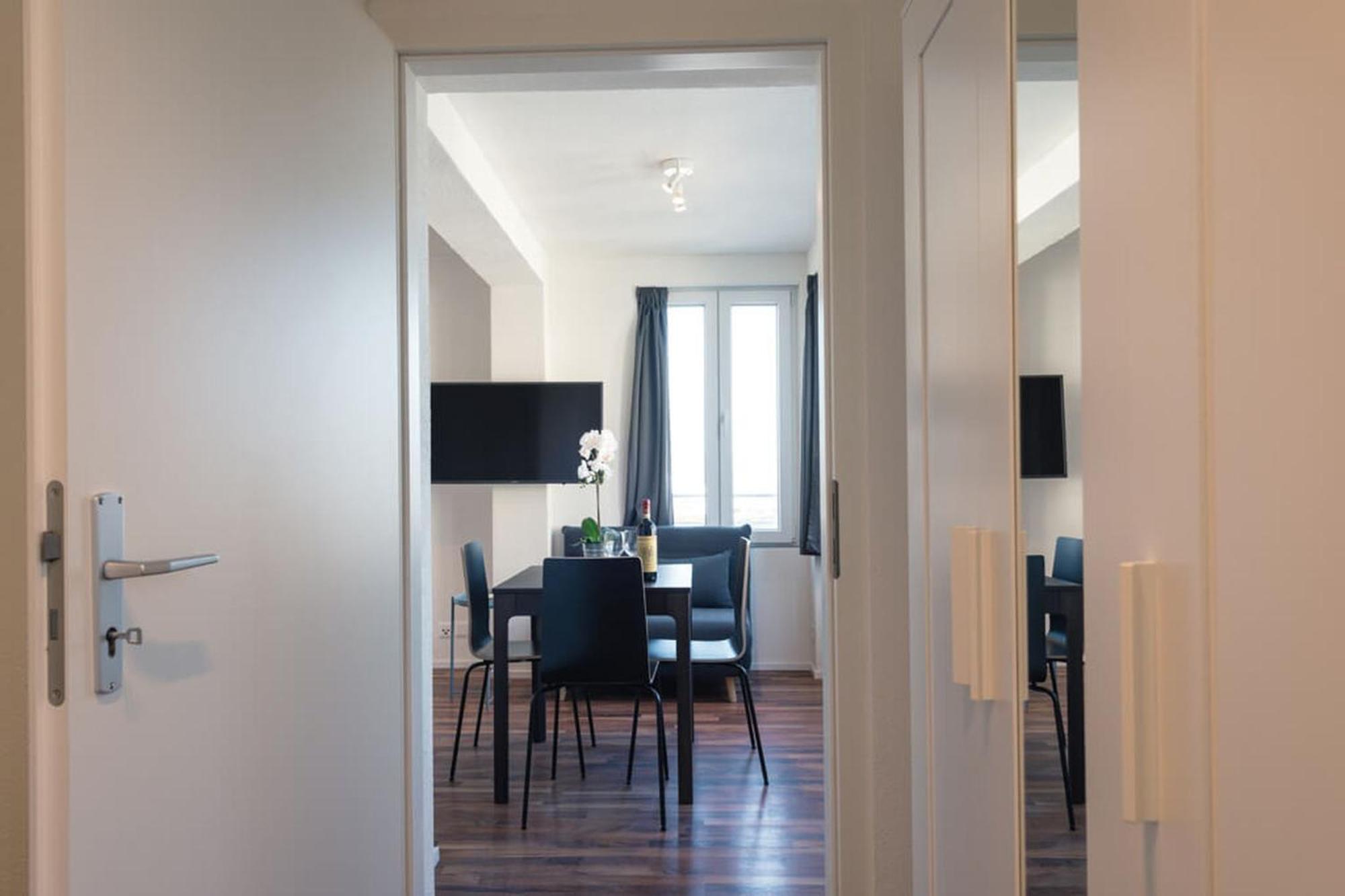 Hitrental Wiedikon Apartments ซูริก ภายนอก รูปภาพ